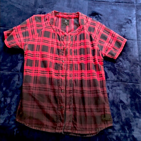 Red&Black Plaid Short-Sleeve Button Down - Picture 1 of 4